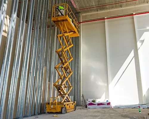 Mobile Access Platforms: scissor lift hire in northampton